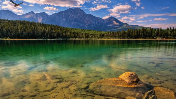 Green Lake Mountain Screensaver